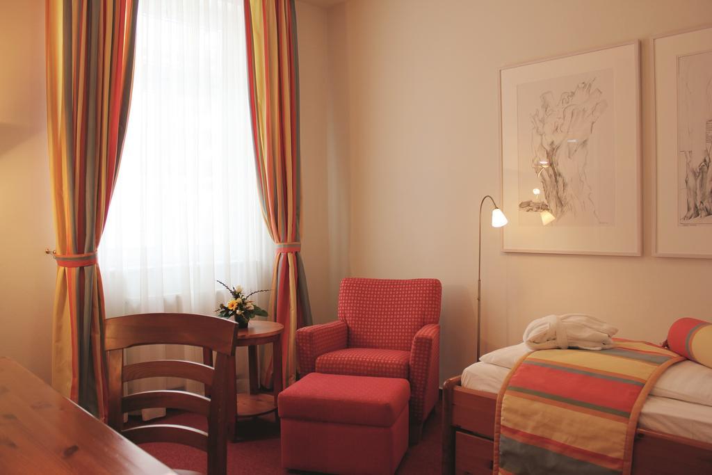 Pension Strandschloss Arielle Бёргеренде-Ретвиш Экстерьер фото